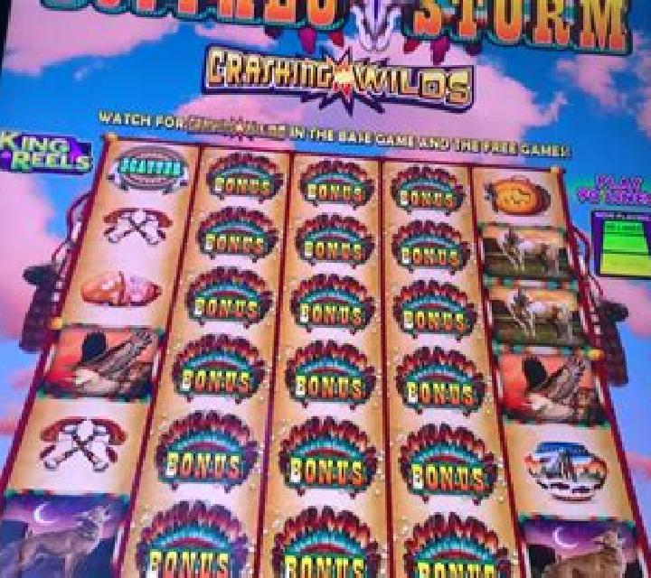 Power Storm slot machine