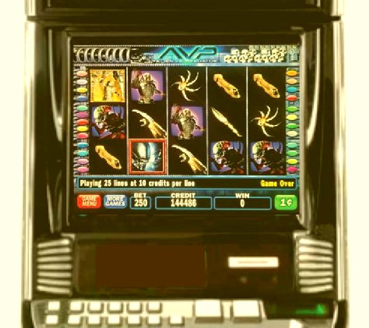 Predator slot machine