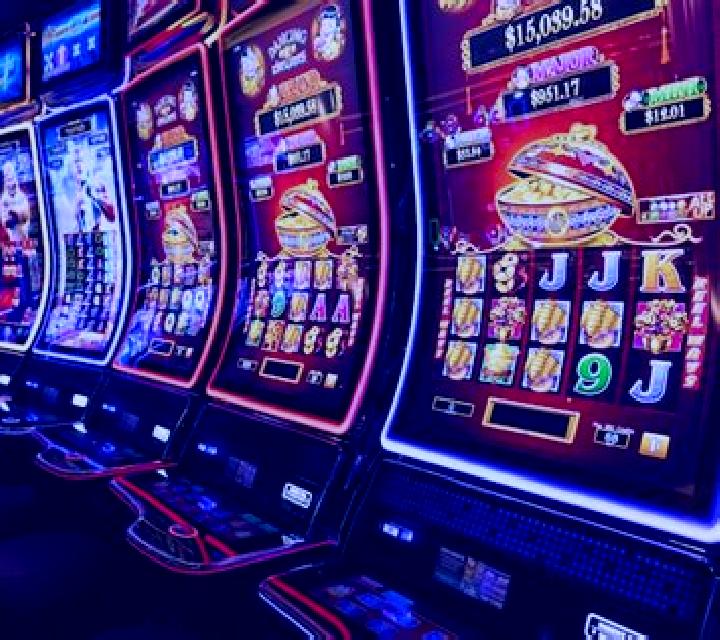 Premier High Streak Blackjack slot machine