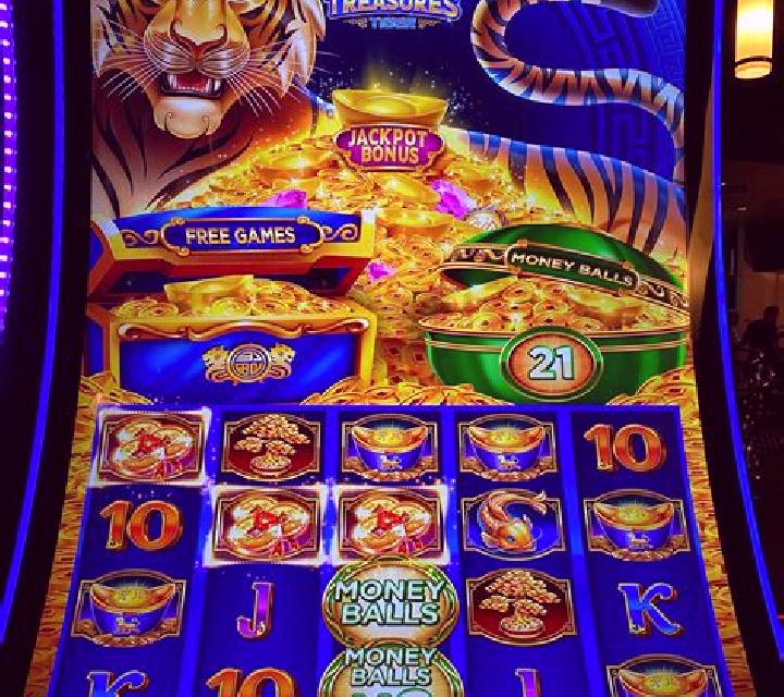 Prince Treasure slot machine