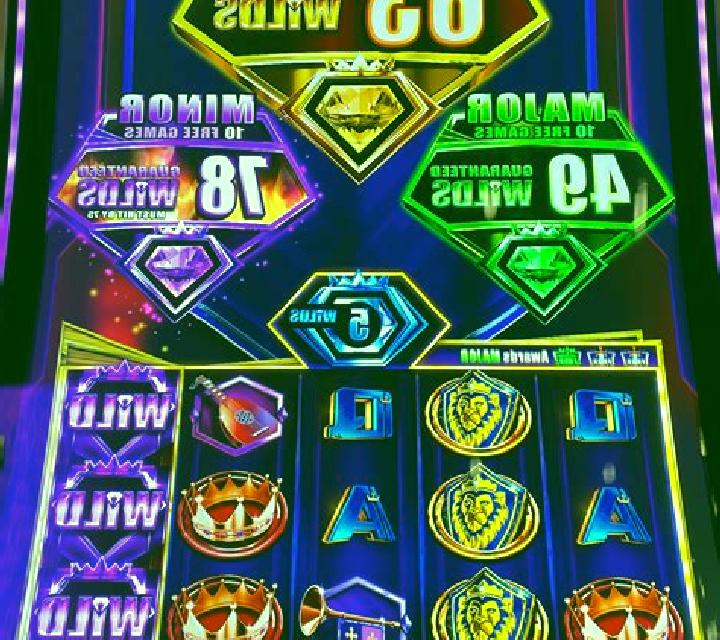 Prosperity Clash slot machine