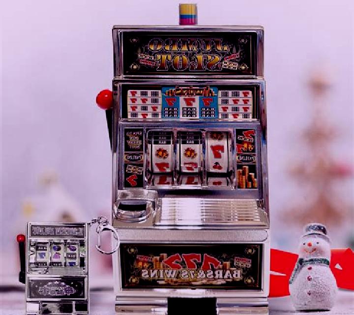 Pyramid Coins slot machine