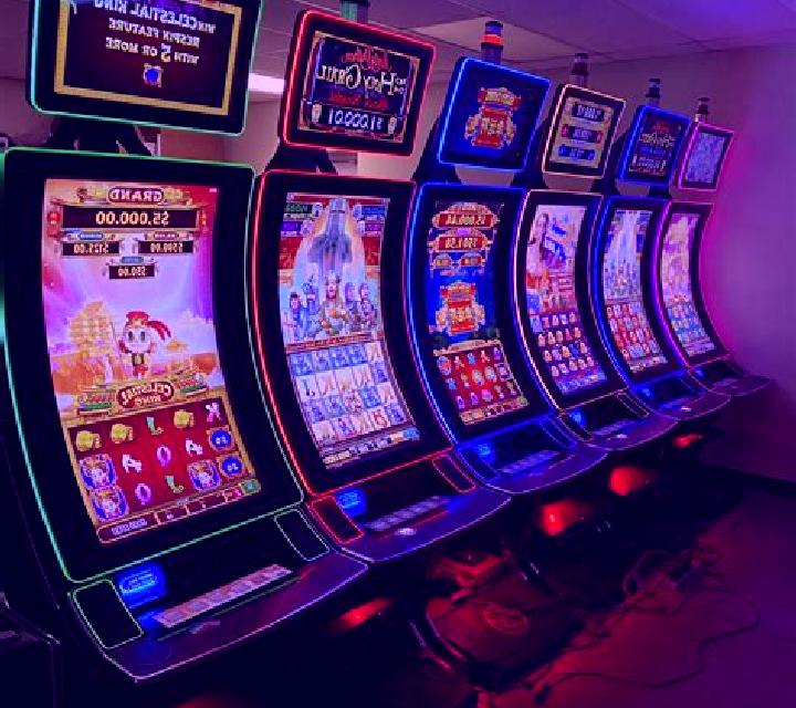 Pyramid Poker Bonus Deluxe (Nucleus Gaming) slot machine