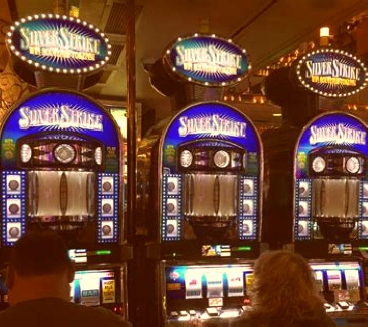 Pyramid Strike slot machine
