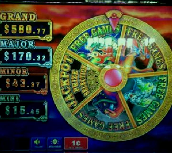 Queen of Beasts slot machine