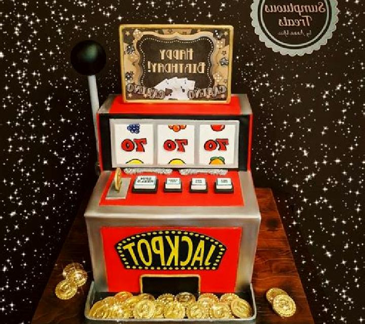 Queen Of Cakes slot game