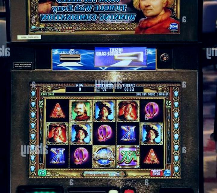 Queen of Riches slot machine