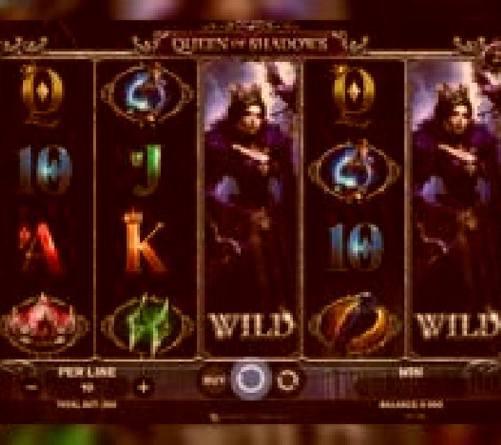 Queen of Shadows slot