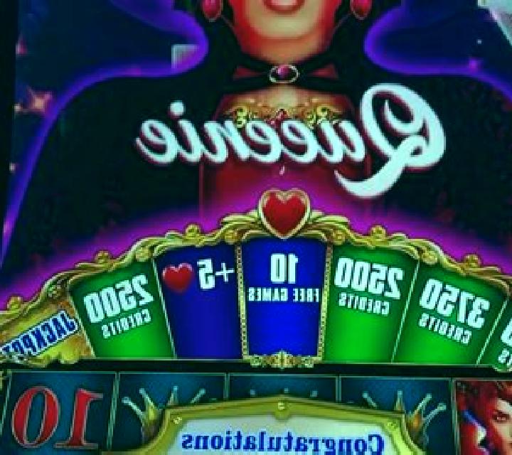 Queenie slot