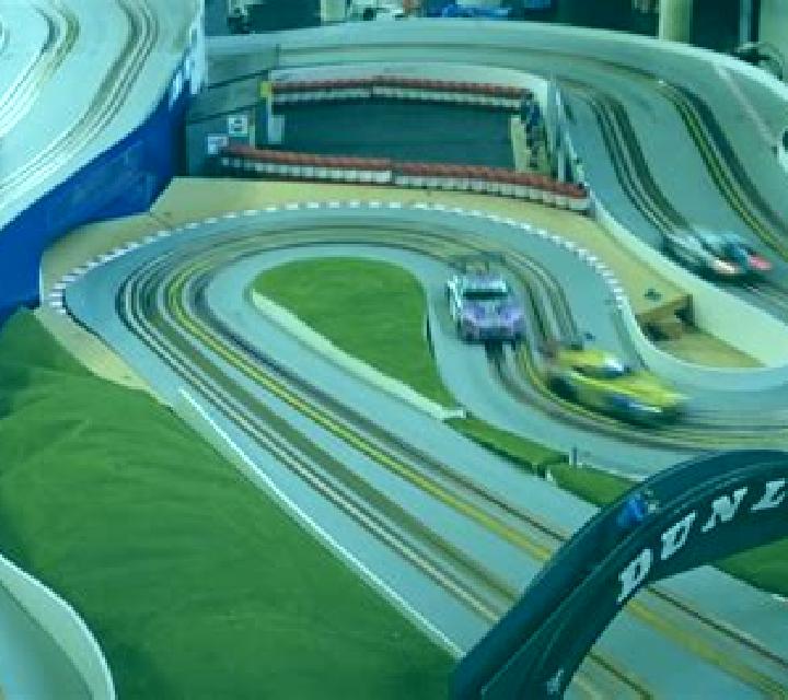 Racing slot