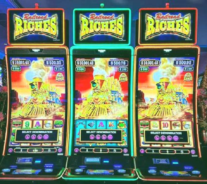 Raging Riches slot machine