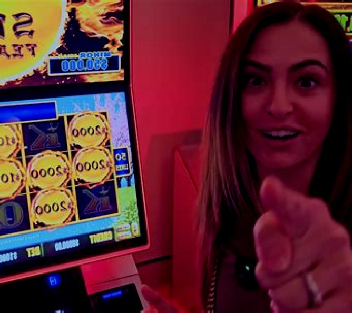 Rainbow Riches Jackpot O Luck slot machine