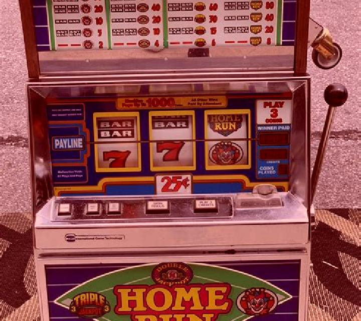 Random Runner Hold and Run slot machine