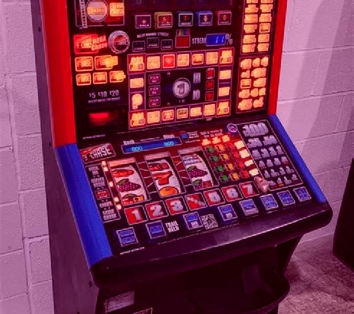 Rapid Card Chase slot machine