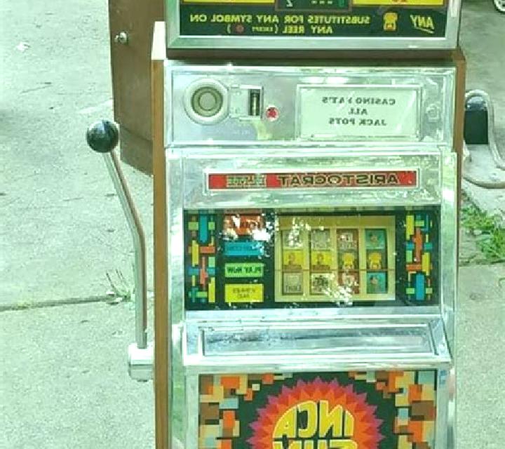 Ra s Golden Sun slot machine