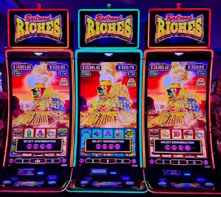 Rascal Riches slot machine