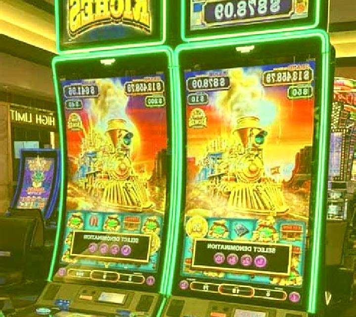 Rave Riches slot machine