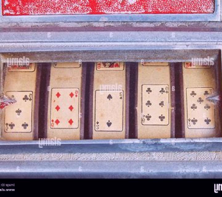 Red Card slot machine