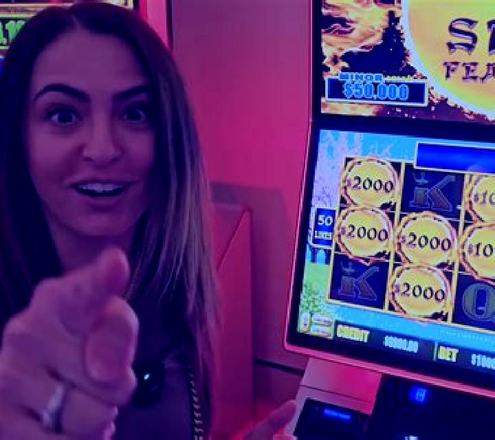 Red Lady slot machine