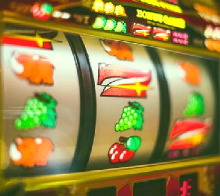 Red Panda (XIN Gaming) slot machine