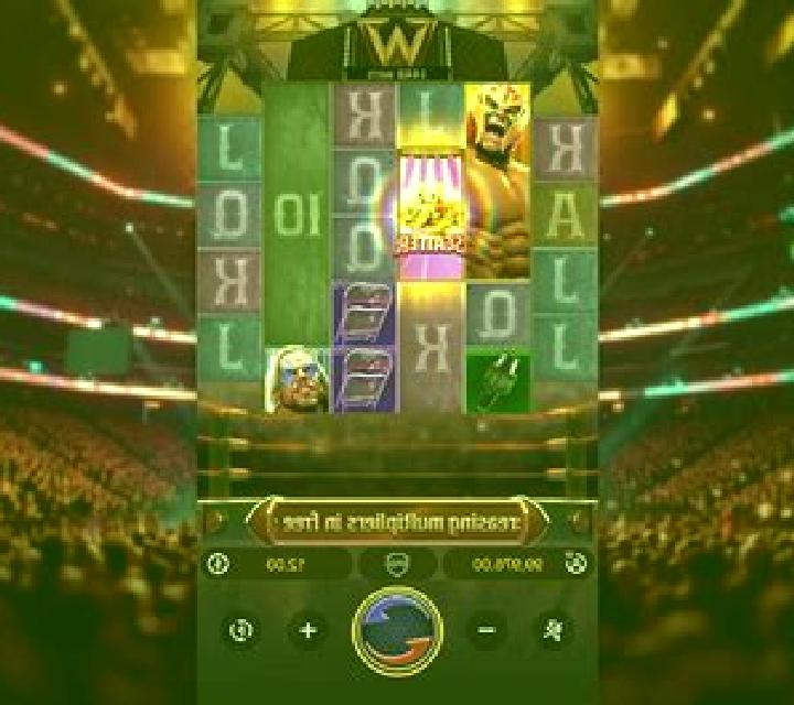 Reel Royale Showdown slot