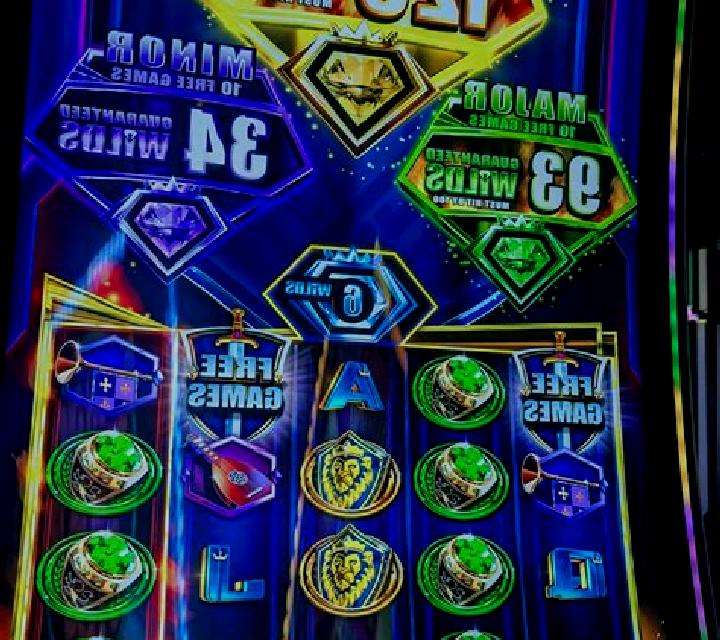 Regal Spins 100/6 slot game