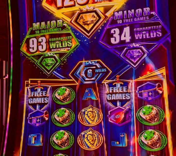 Regal Spins 100/6 slot machine
