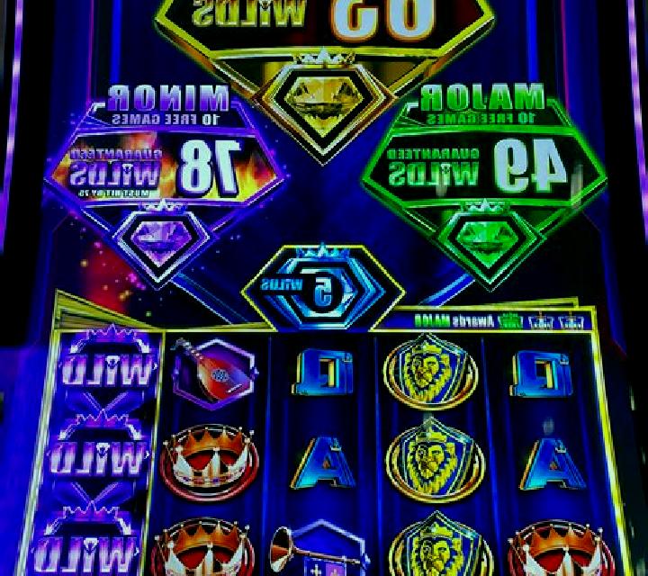 Reptile riches slot game
