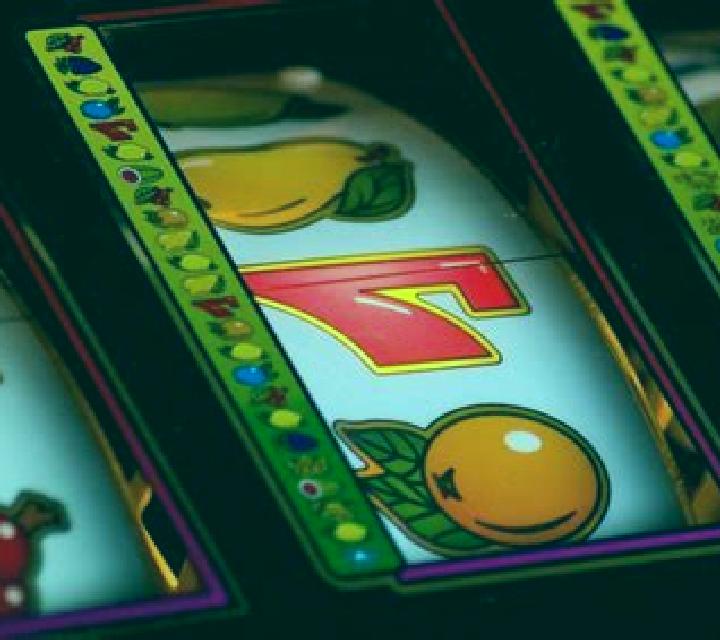 RetroFest slot machine
