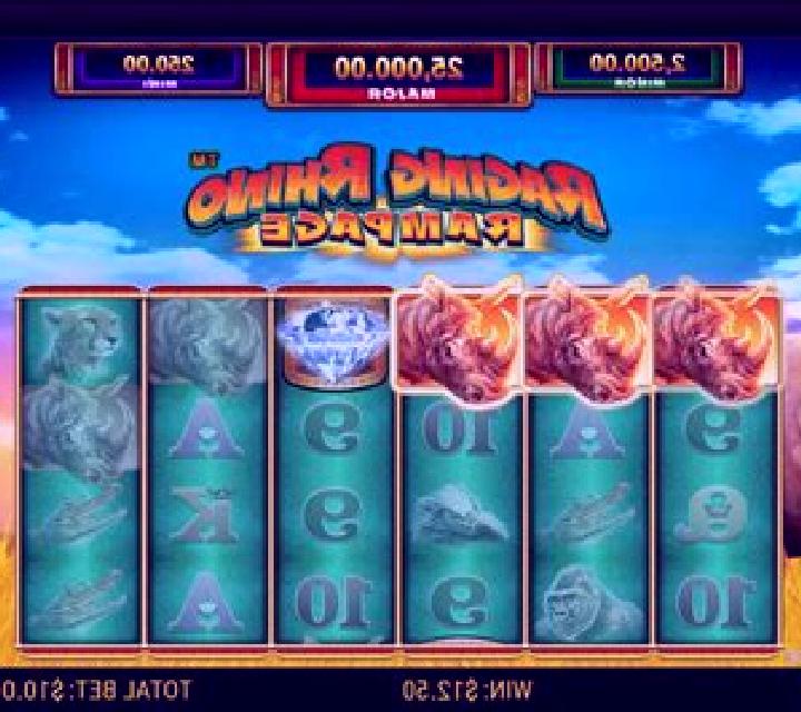 Rhino Rampage Lightning Spins slot