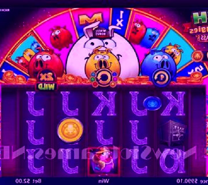 Rich Little Piggies World Class slot game