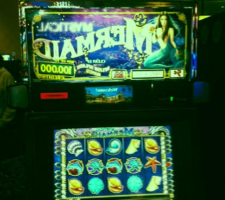Rich of the Mermaid slot machine