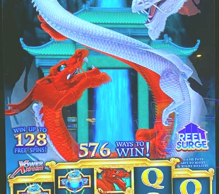 River Dragons (Genesis) slot game