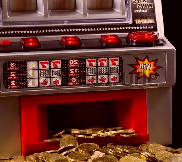 Roaring Coins slot machine