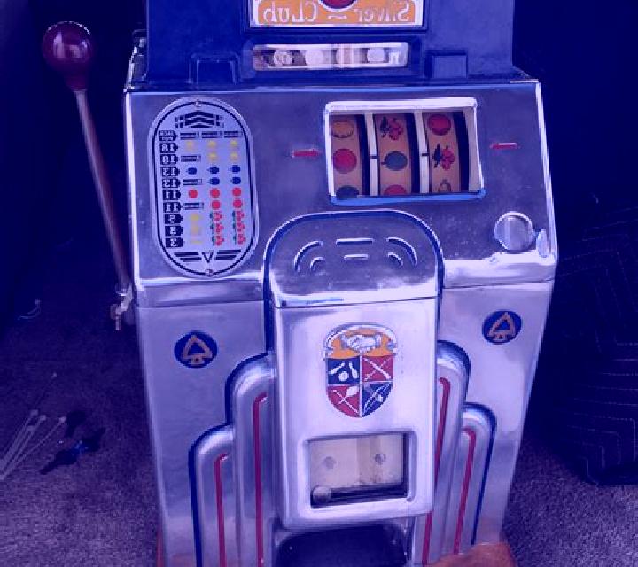 Robocon slot machine