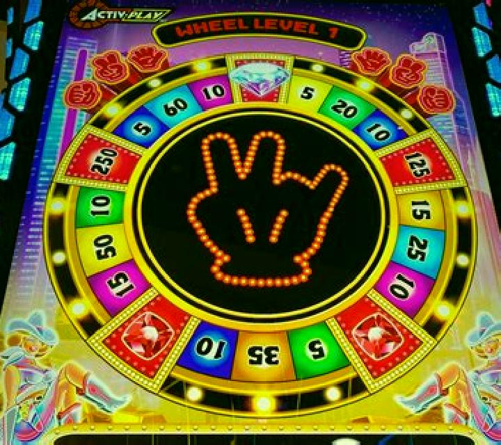 Rock Paper Cash slot game