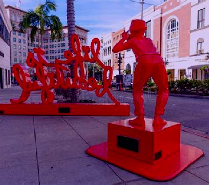Rodeo Drive (Red Rake) slot