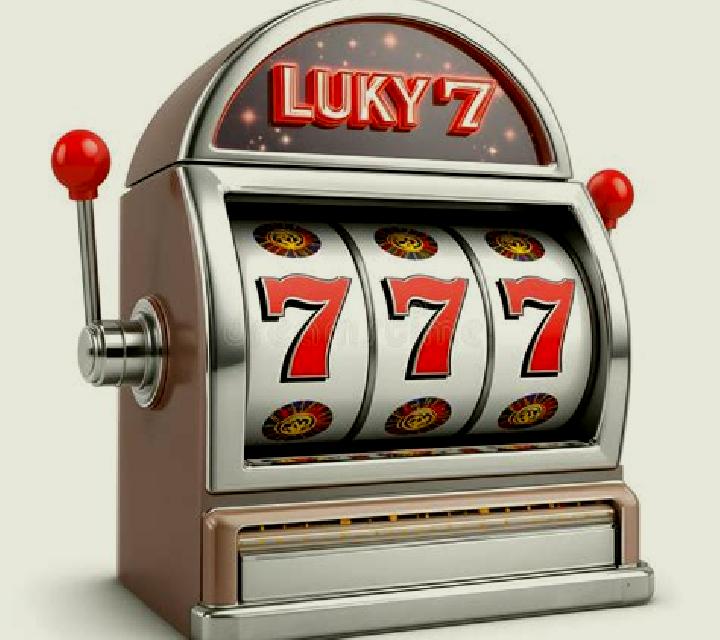 Rolling 7 slot machine