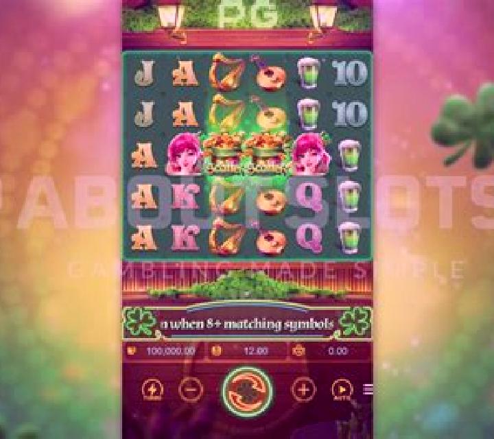 Rolling Clover slot machine