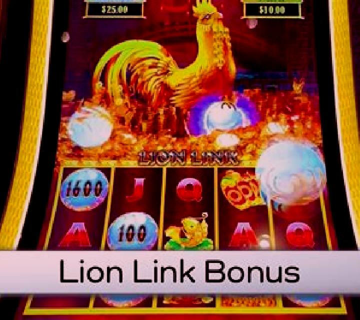 Rooster Wealth slot machine