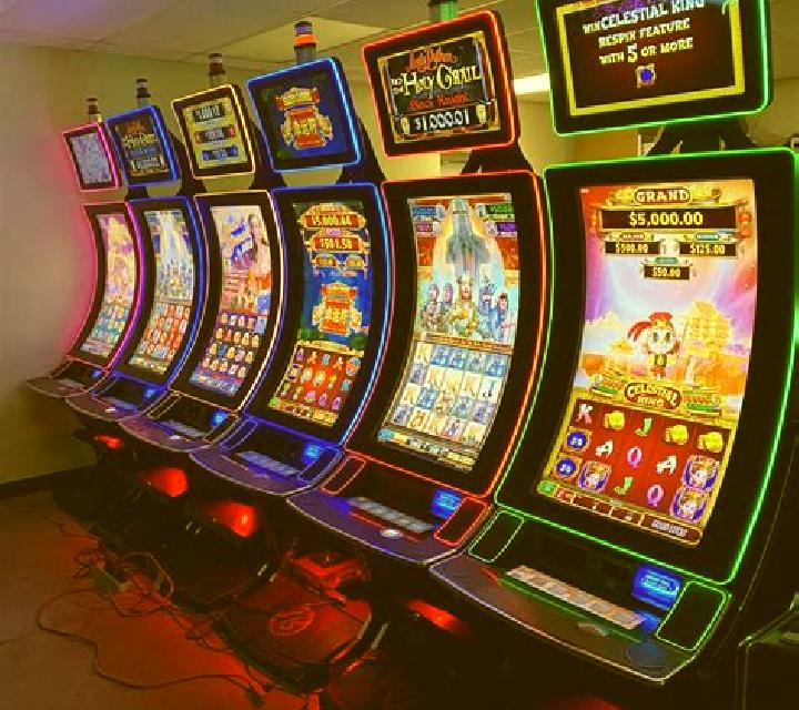 Roulette (CORE Gaming) slot machine