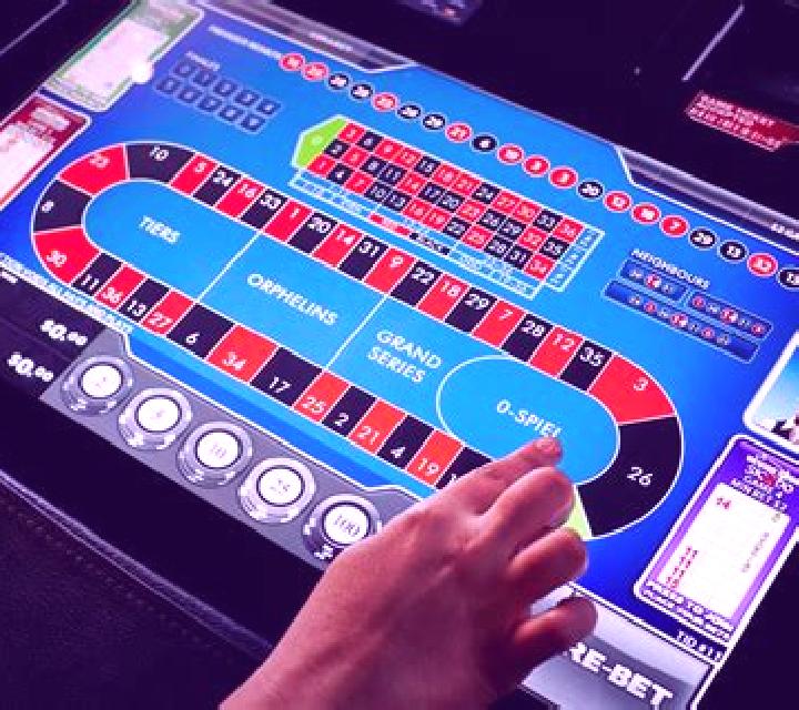 Roulette Lounge Live slot game