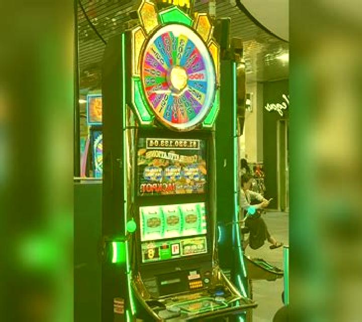 Roulette Titanium slot machine