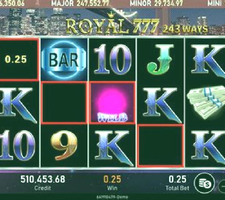 Royal Crown 777 slot game
