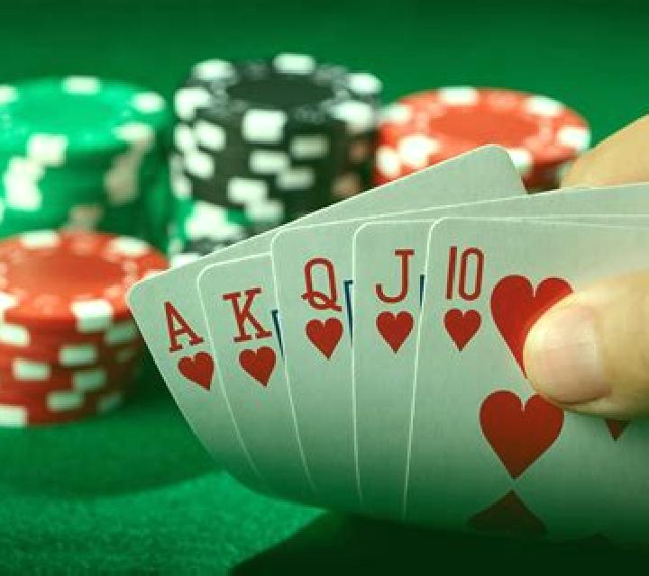 Royal Flush (Spinoro) slot game