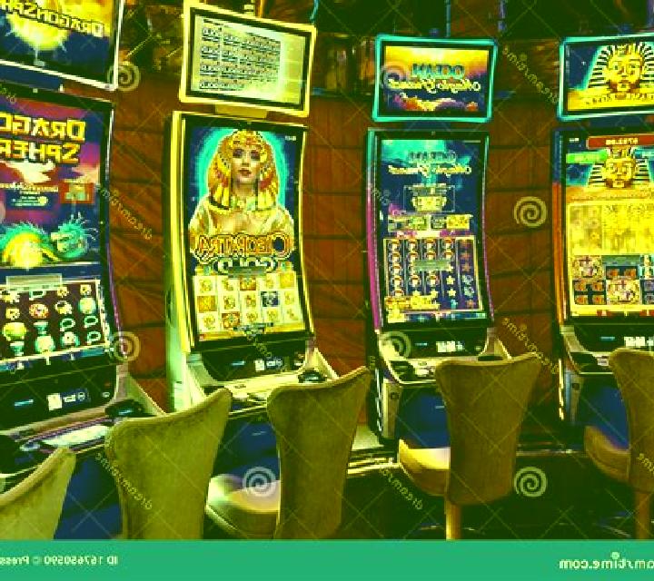 Royal Grandeur slot machine