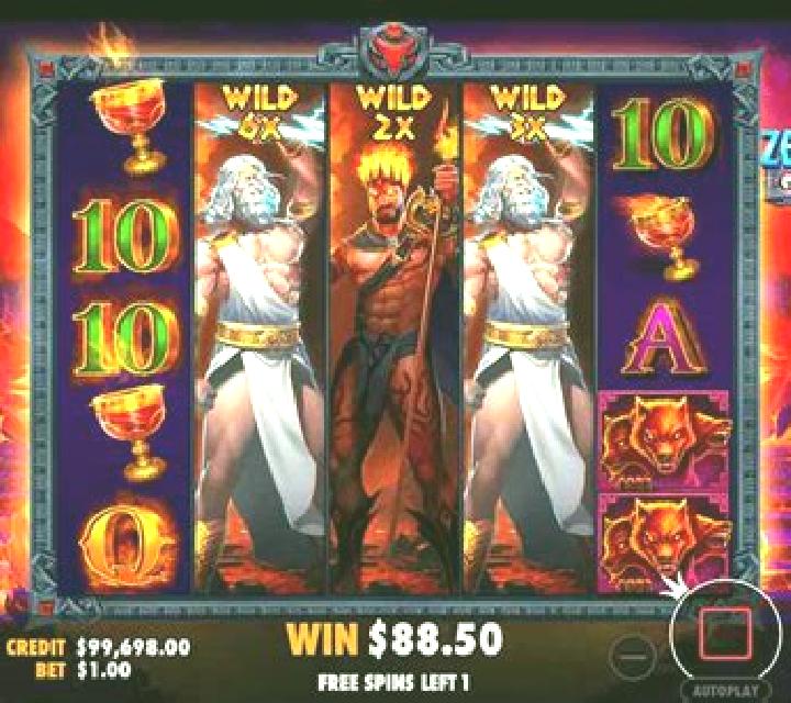 Royal War slot game
