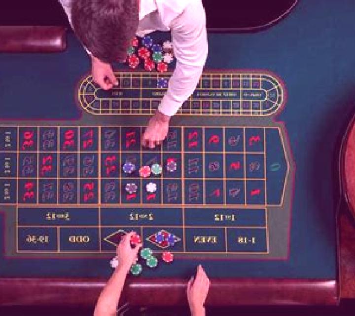 Ruleta Grand Croupier El Dioni online slot