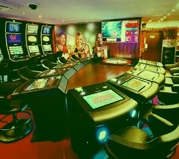 Ruleta Grand Croupier El Dioni slot machine