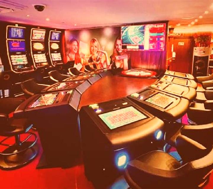 Ruleta Grand Croupier María Lapiedra online slot